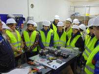 Экскурсия на завод «Доза-Агро» для школьников подшефной Большетумановской школы