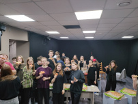 В студии «Оперение» прошел спектакль «Невидимые друзья» для онкобольных детей из фонда «НОНЦ» 