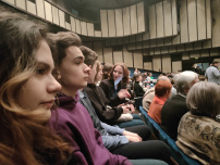 Студийцы «Оперение» при поддержке Минкульта Нижегородской области посетили спектакль «Прощай конферансье»