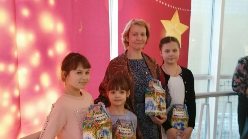 Воспитанники Воскресной школы посетили Рождественские елки, организованные отделом культуры Нижегородской епархии